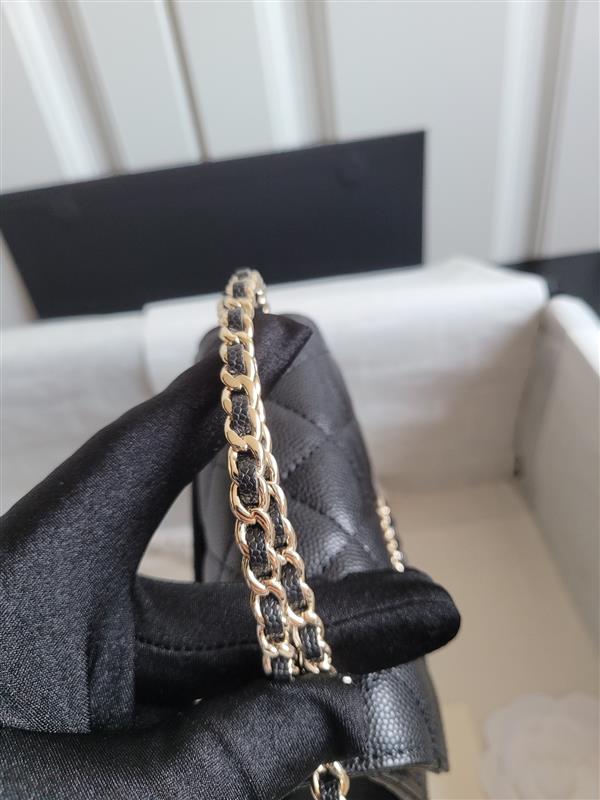 2026127215024372 580